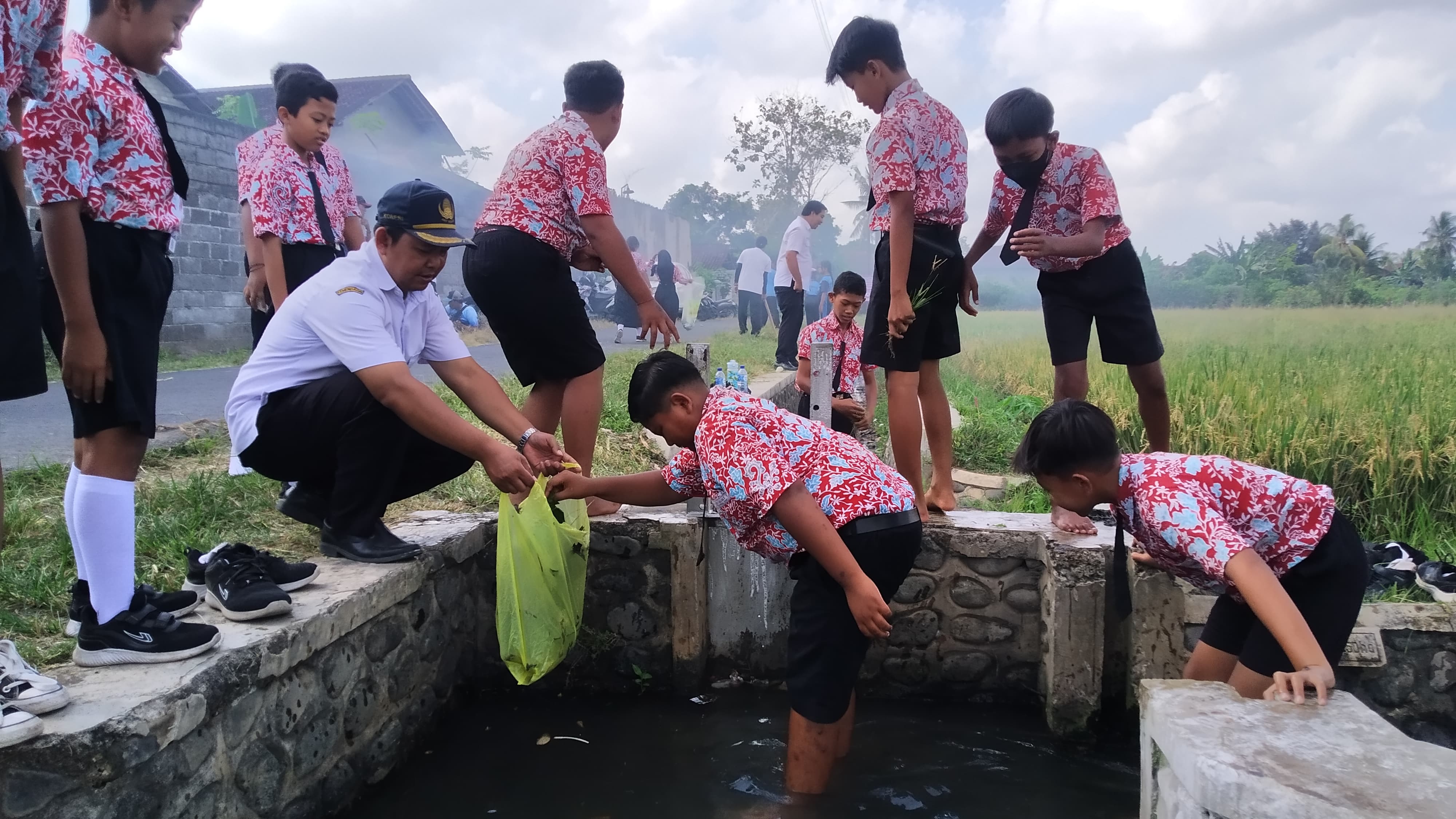Program Sekardadu Banyuwangi: Edukasi Lingkungan untuk Pelajar Sejak Dini