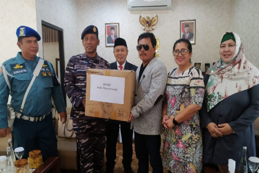 DPRD Banyuwangi Tambah Bantuan Logistik Untuk Palestina 