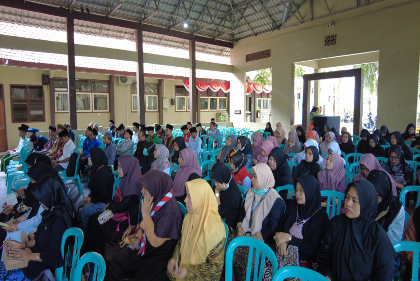 Dinas Kesehatan Banyuwangi Dorong Pondok Pesantren Jadi Pionir Tempat Belajar Sehat