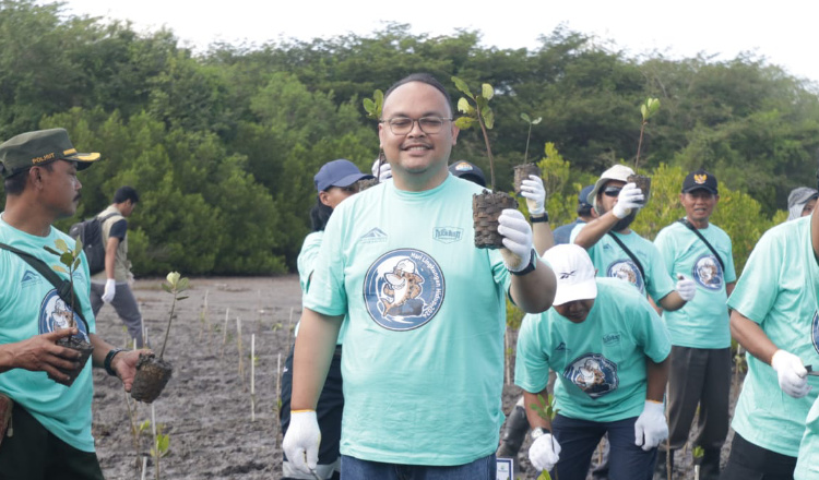 Hari Mangrove Sedunia 2024: PT BSI Dukung Restorasi Hutan Mangrove di Banyuwangi